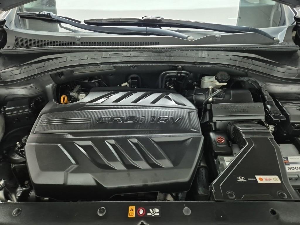 HYUNDAI Santa Fe - Vista 5