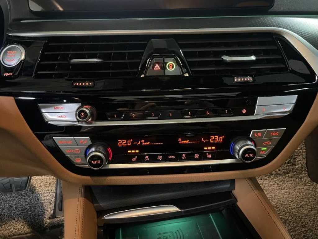 BMW 5 Series - Vista 12