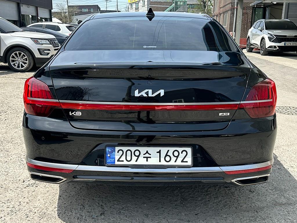 KIA K9 - Vista 4