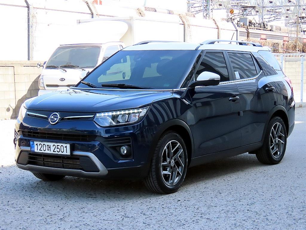 Ssangyong Tivoli - Vista 2