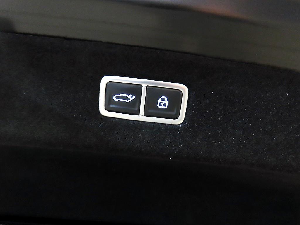 Genesis G90 2024 Negro - Importación desde Corea - HF Imports Iquique - Foto 16