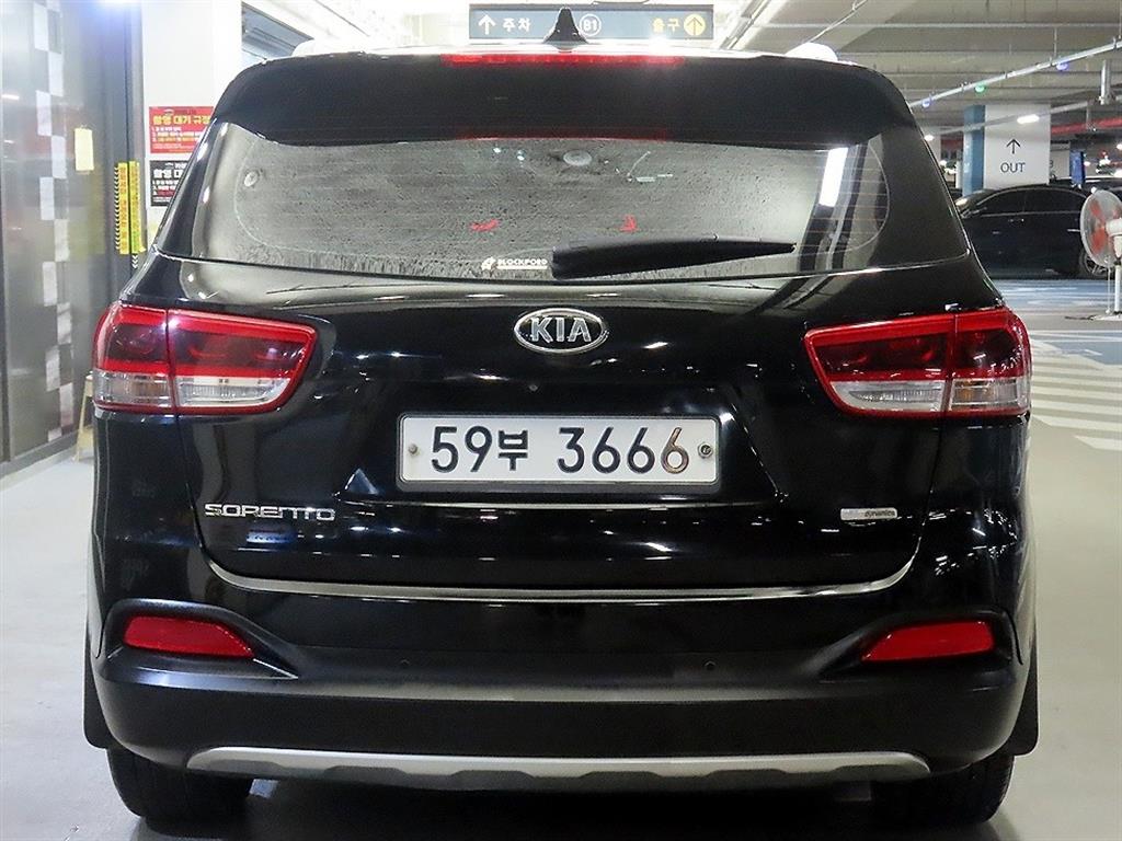 KIA Sorento - Vista 5