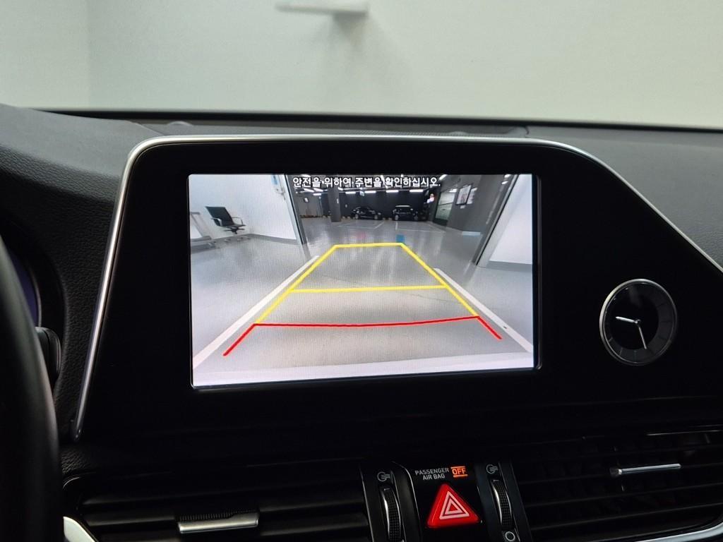 HYUNDAI Grandeur - Vista 11