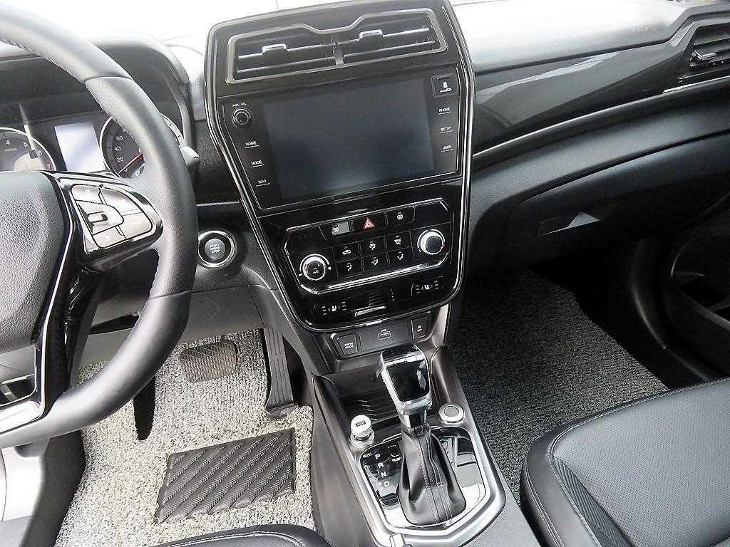 Ssangyong Tivoli 2022 Blanco - Importación desde Corea - HF Imports Iquique - Foto 13