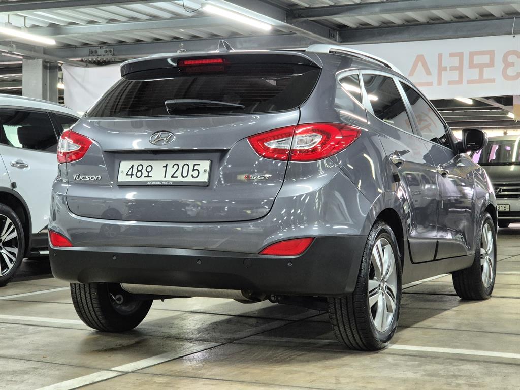 HYUNDAI Tucson - Vista 4