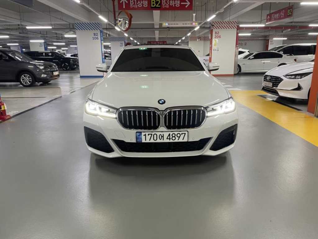 BMW 5 Series 2023 Blanco - Importación desde Corea - HF Imports Iquique - Foto 1