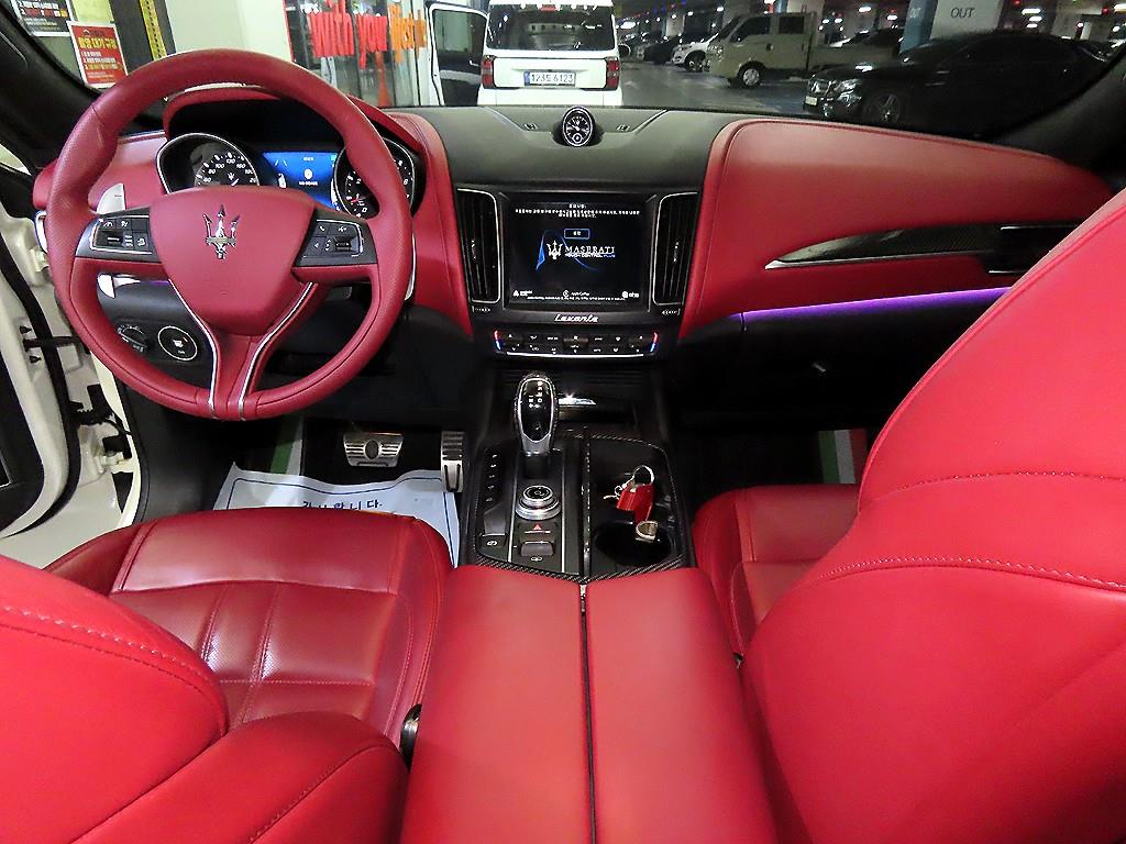 Maserati Levante - Vista 10