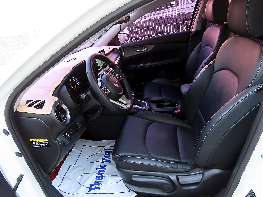 KIA K3 - Vista 5