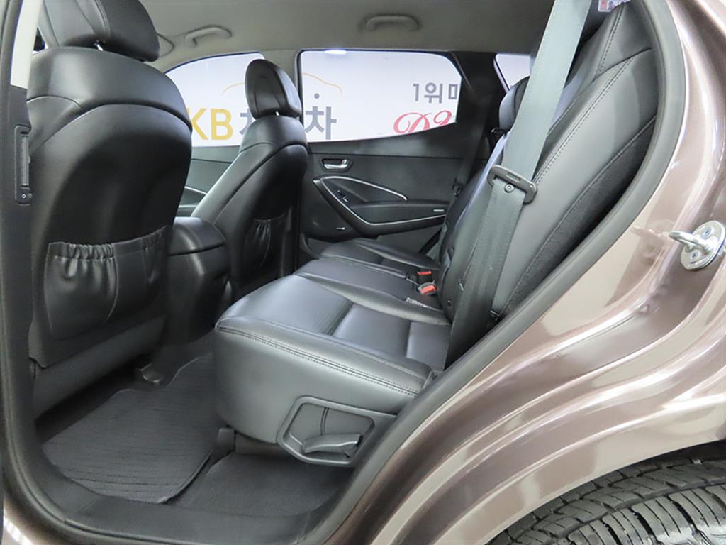HYUNDAI Santa Fe - Vista 6