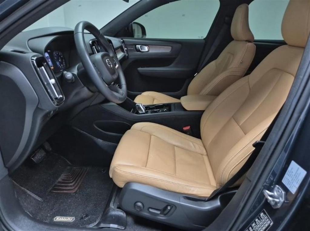 Volvo XC40 - Vista 11