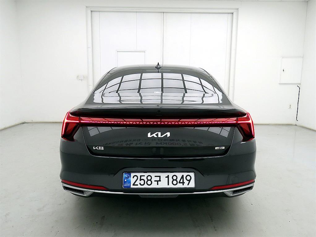 KIA K8 - Vista 3