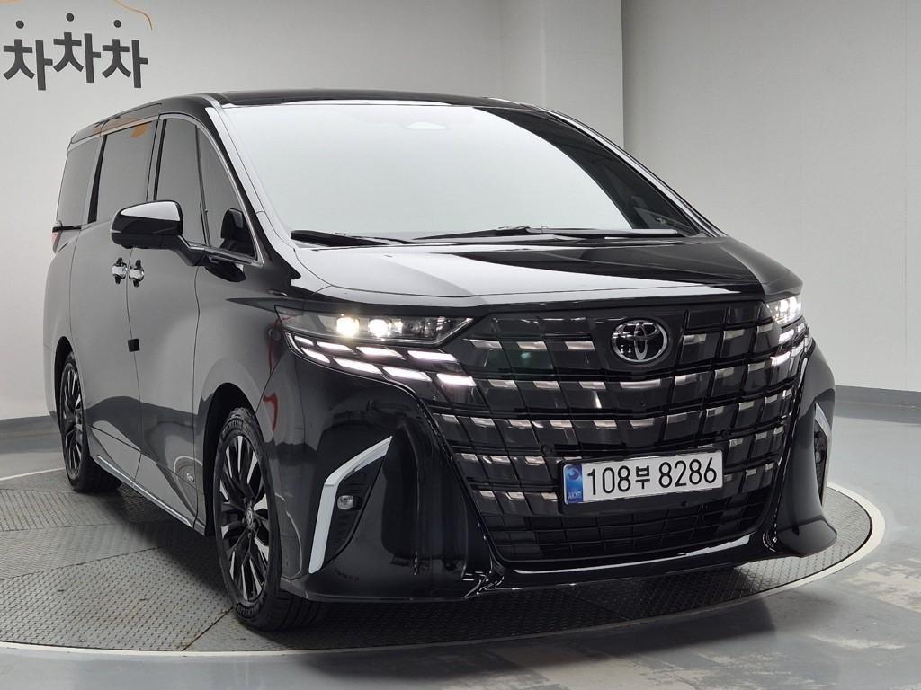 Toyota Alphard - Vista 4