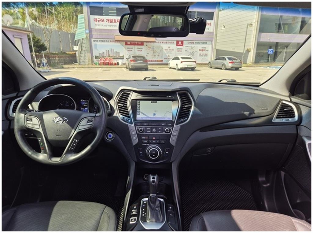 HYUNDAI Santa Fe - Vista 9
