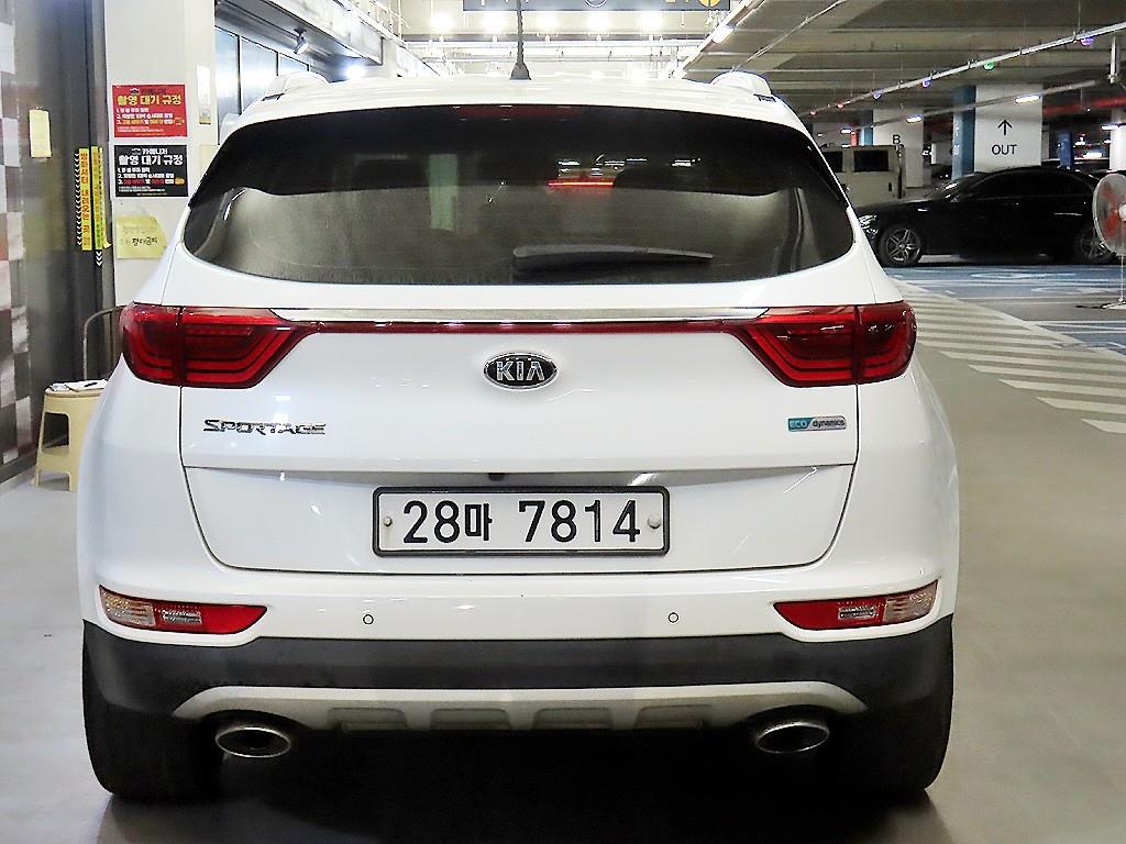 KIA Sportage - Vista 5