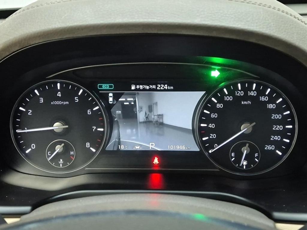 KIA K9 - Vista 6