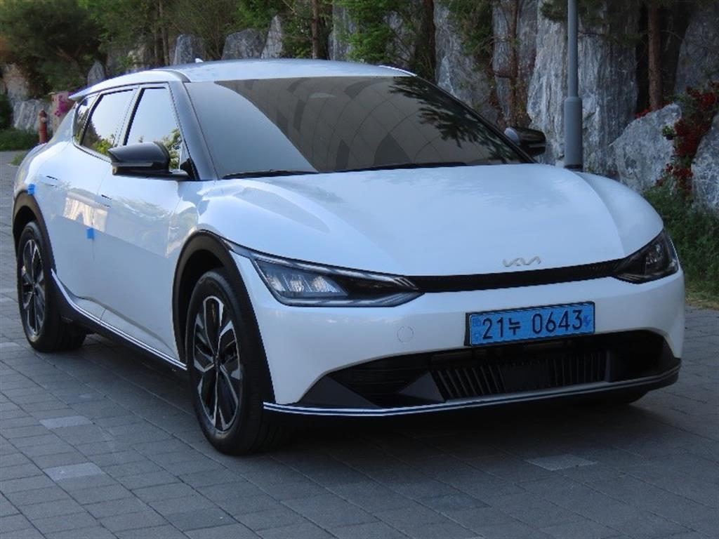 KIA EV6 - Vista 3