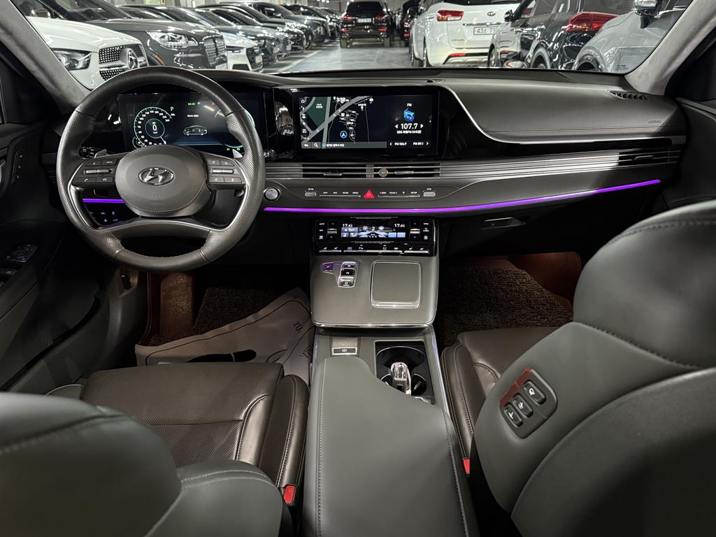 HYUNDAI Grandeur - Vista 8