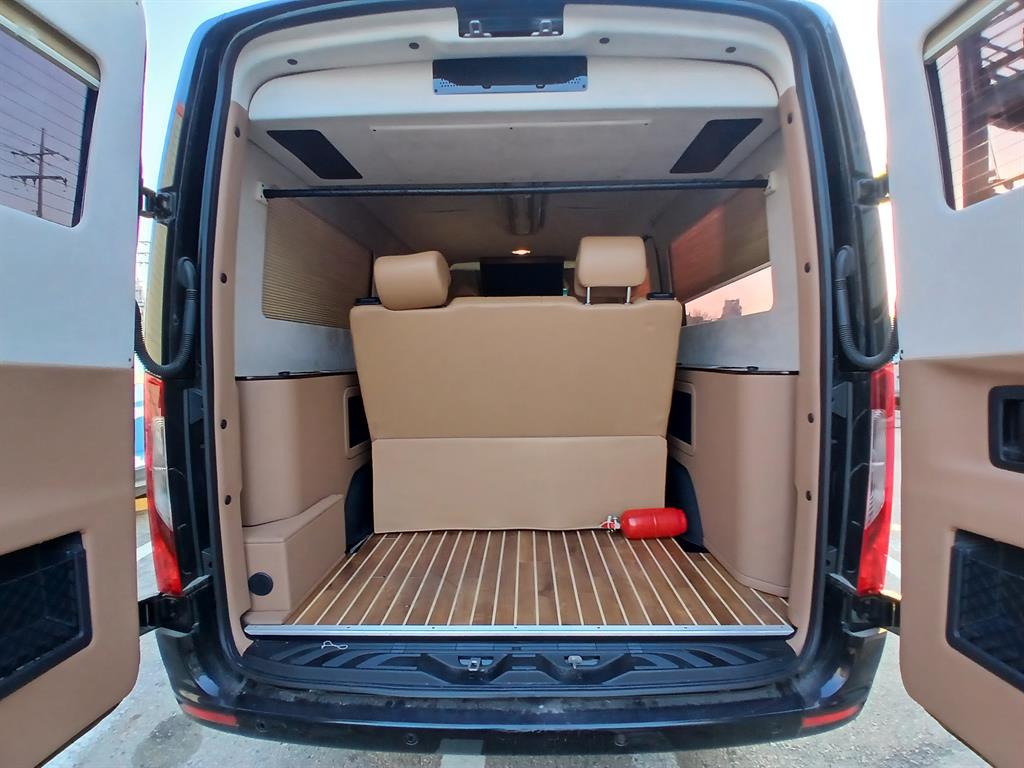 Mercedes Benz Sprinter - Vista 10