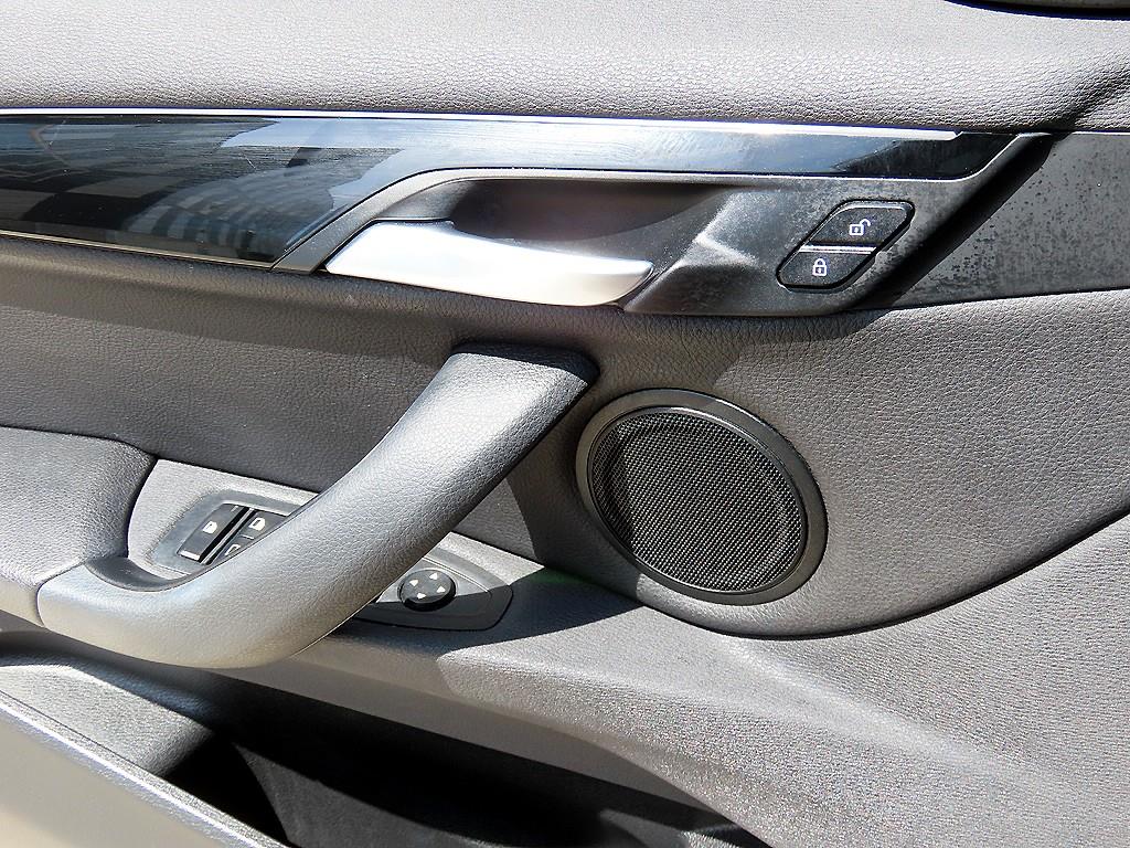 BMW X1 - Vista 10