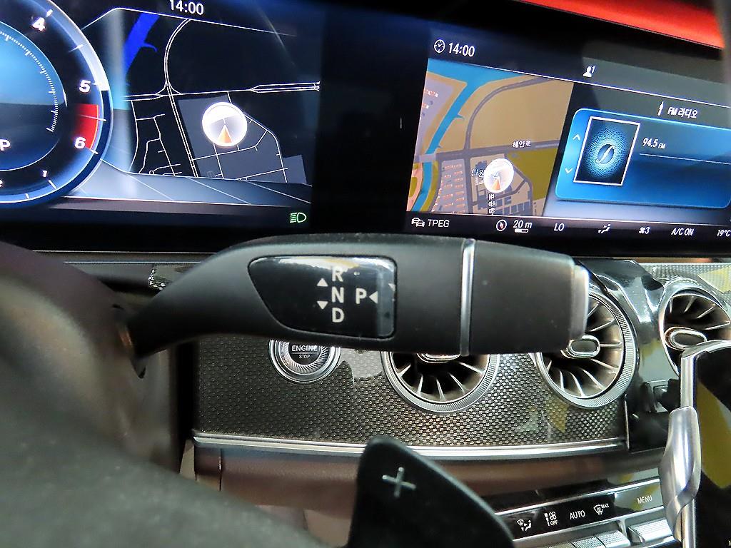 Mercedes Benz CLS Class - Vista 10