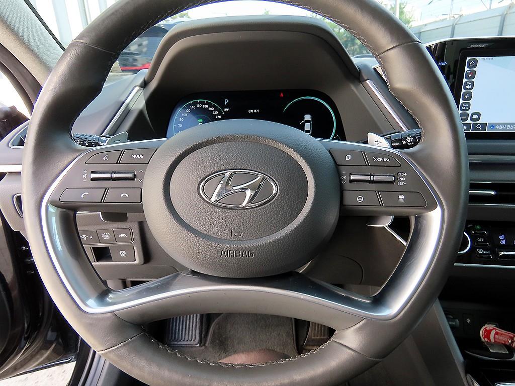HYUNDAI Sonata - Vista 8