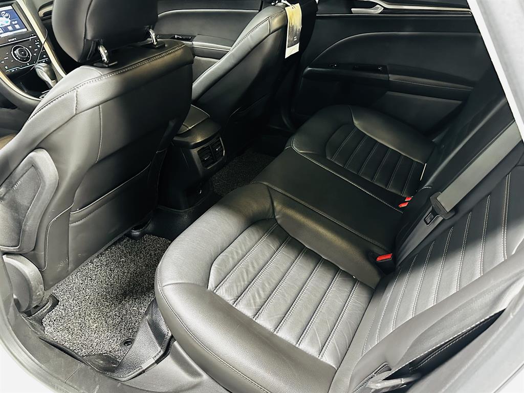 Ford Fusion - Vista 6