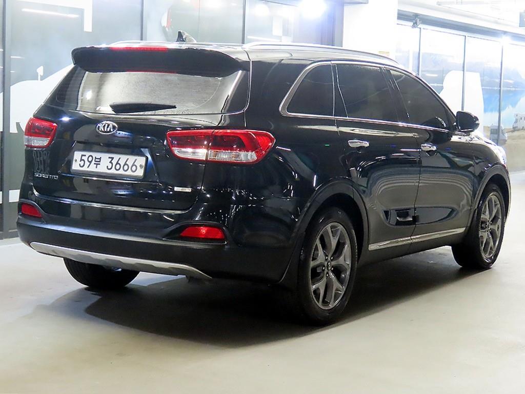 KIA Sorento - Vista 4