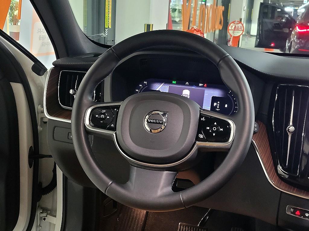 Volvo XC60 - Vista 9