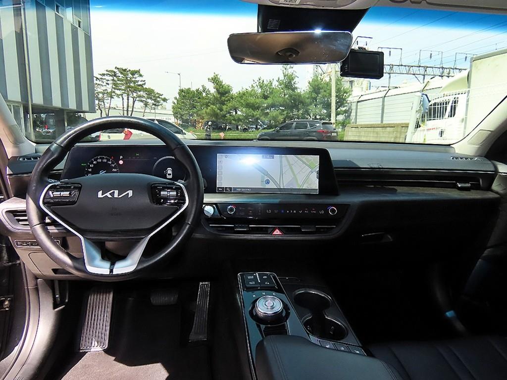KIA K8 - Vista 7