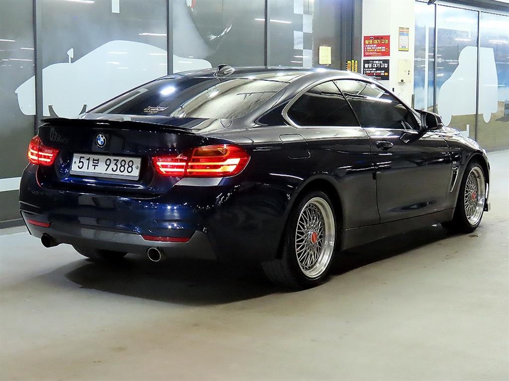 BMW 4 Series - Vista 4