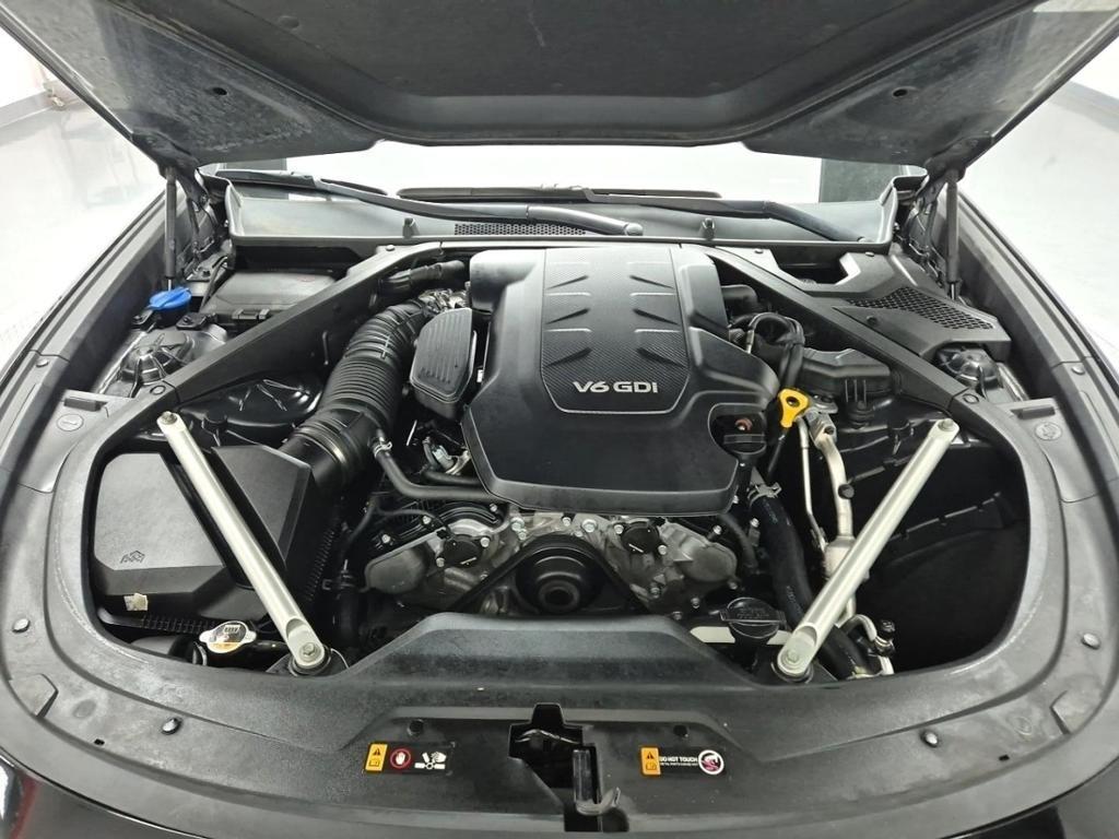 KIA K9 - Vista 5