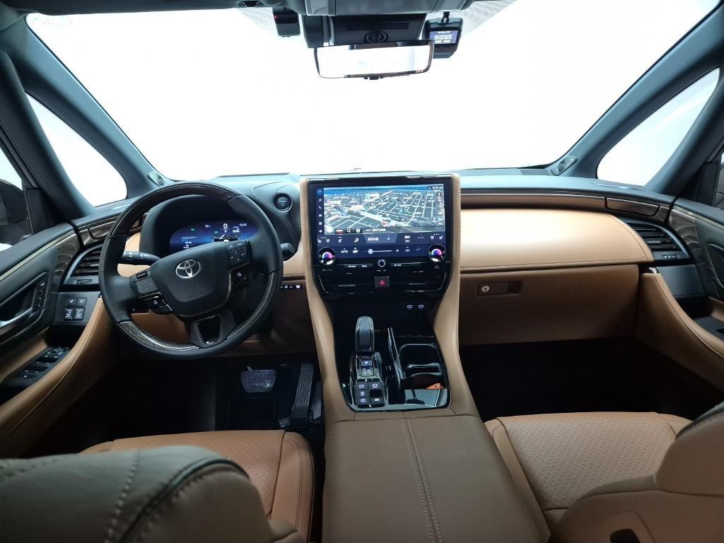Toyota Alphard - Vista 7