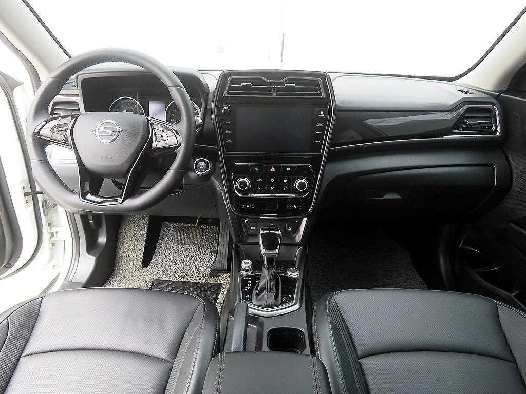 Ssangyong Tivoli - Vista 7
