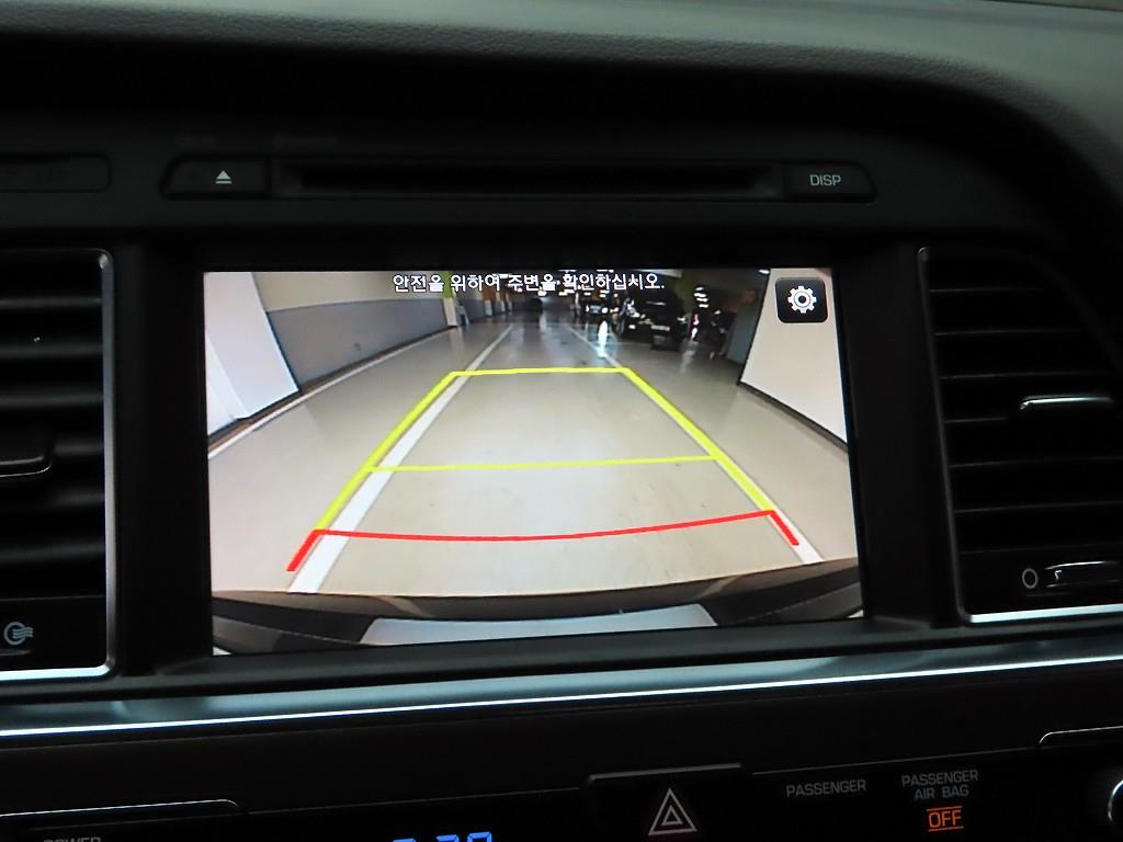 HYUNDAI Sonata - Vista 9