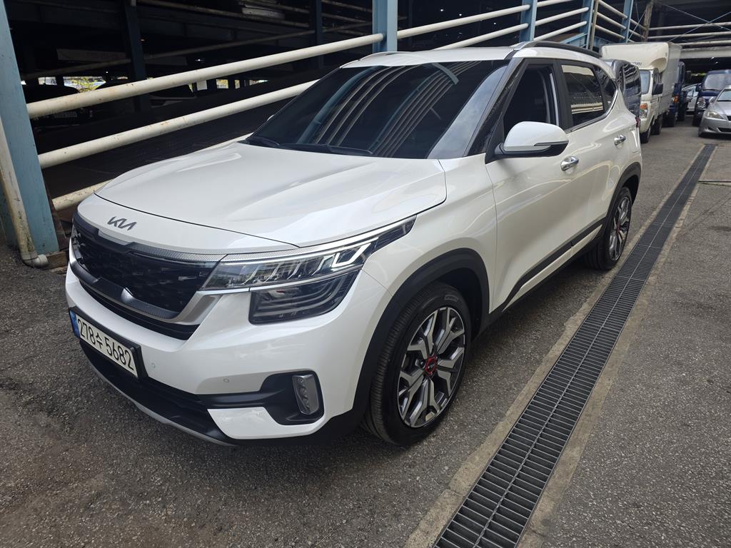 KIA Seltos - Vista 2