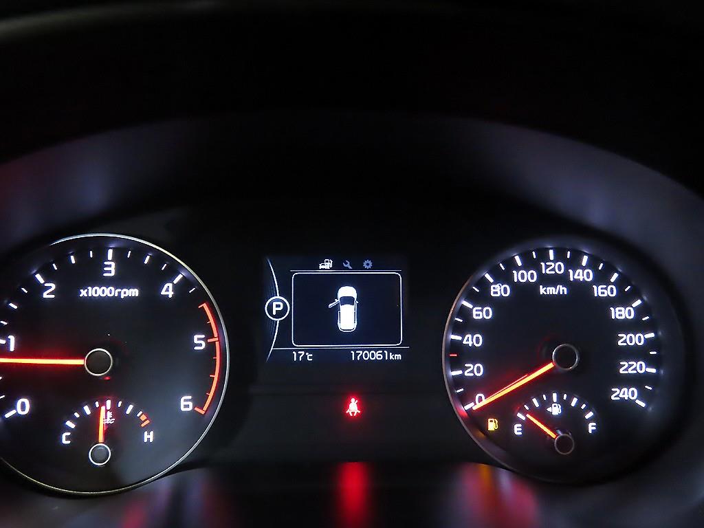 KIA Sportage - Vista 9