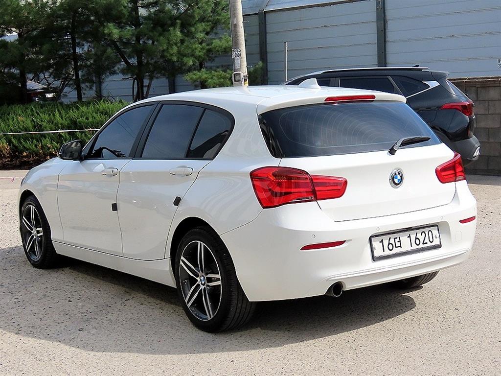 BMW 1 series - Vista 3