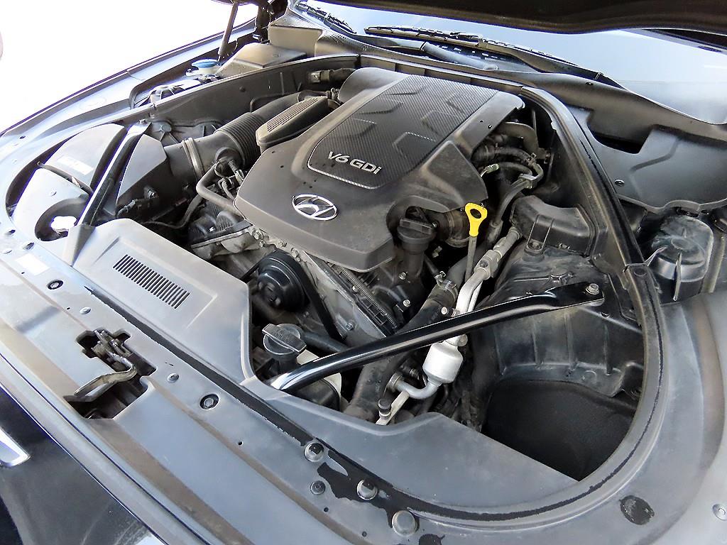 HYUNDAI Genesis 2016 Negro - Importación desde Corea - HF Imports Iquique - Foto 19