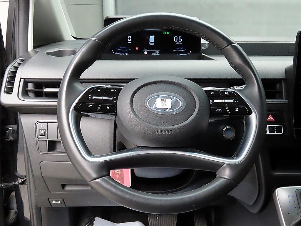 HYUNDAI Staria - Vista 9