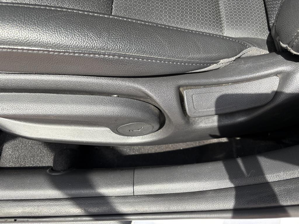 HYUNDAI Avante 2018 Blanco - Importación desde Corea - HF Imports Iquique - Foto 16