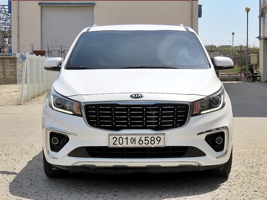 KIA Carnival 2019 Blanco - Importación desde Corea - HF Imports Iquique - Foto 1