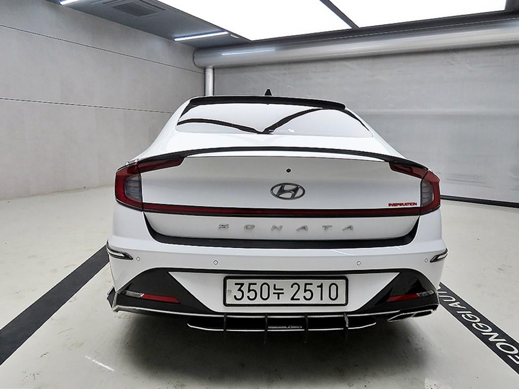 HYUNDAI Sonata - Vista 3