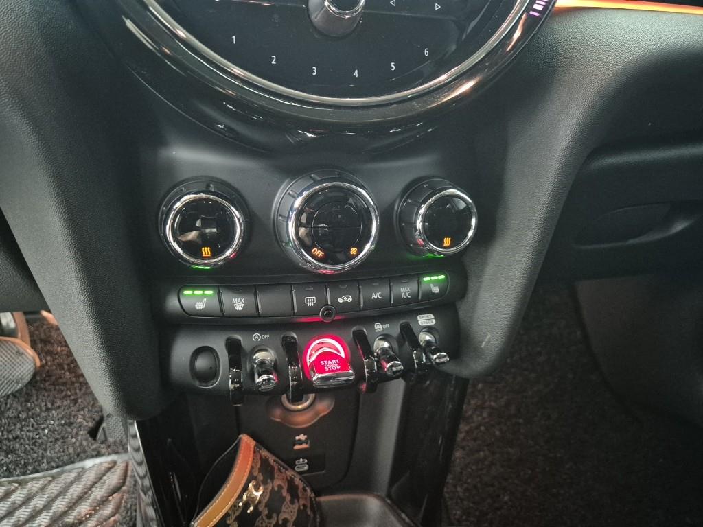 Mini Cooper - Vista 10