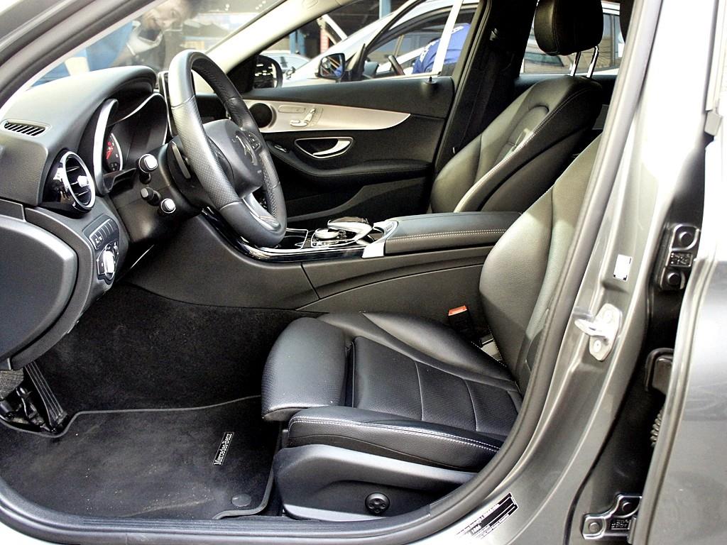 Mercedes Benz C Class - Vista 6