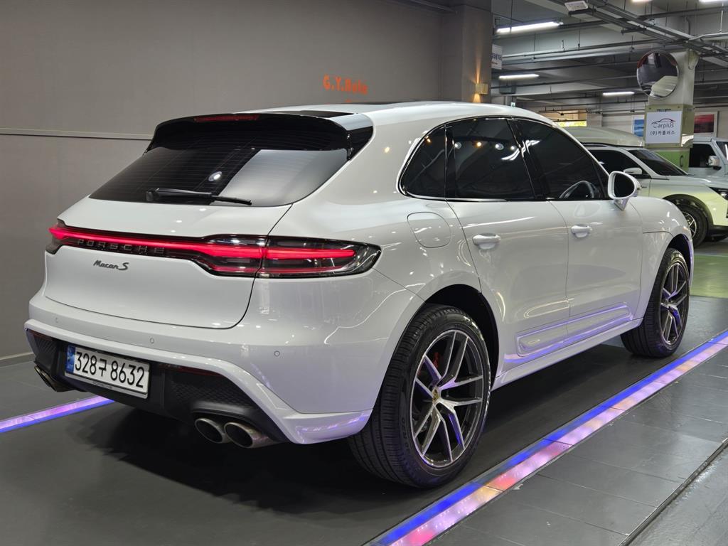 Porsche Macan - Vista 2