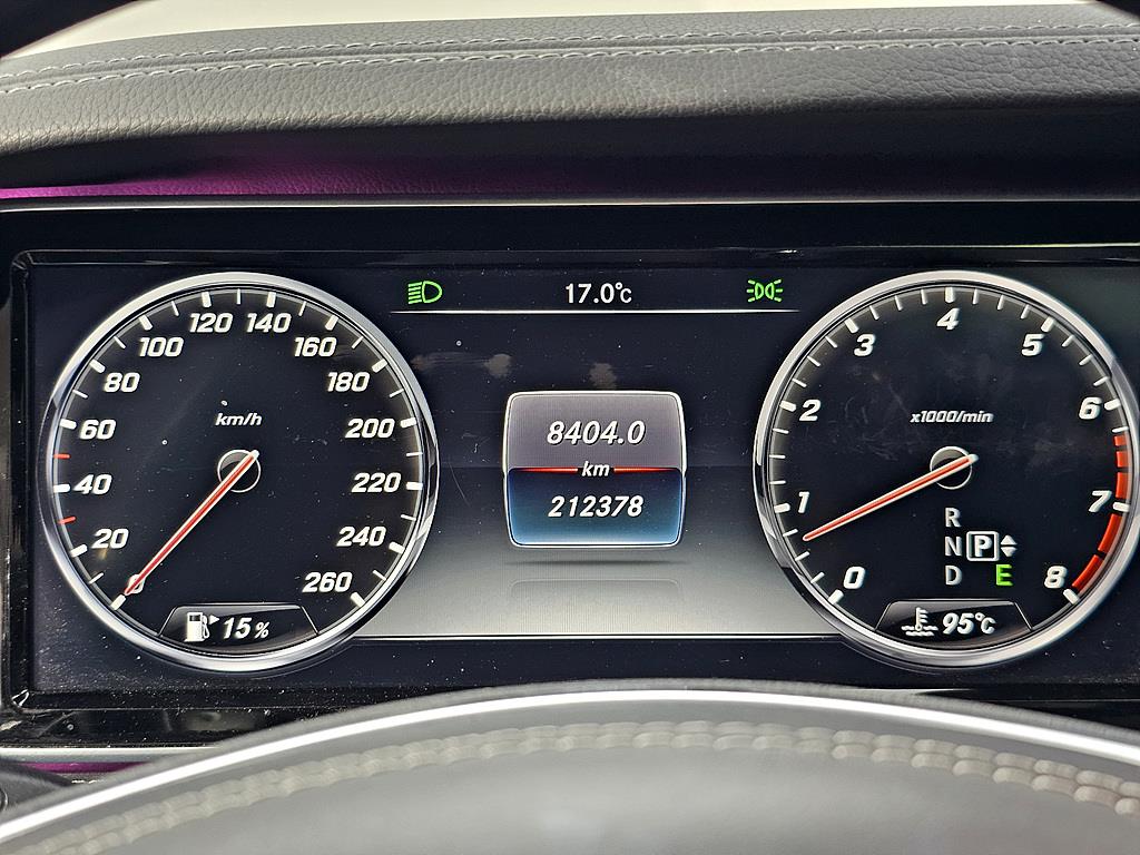 Mercedes Benz S Class - Vista 7