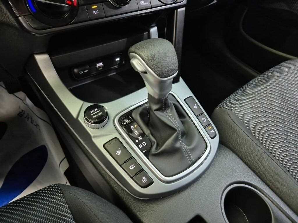 KIA Seltos - Vista 8