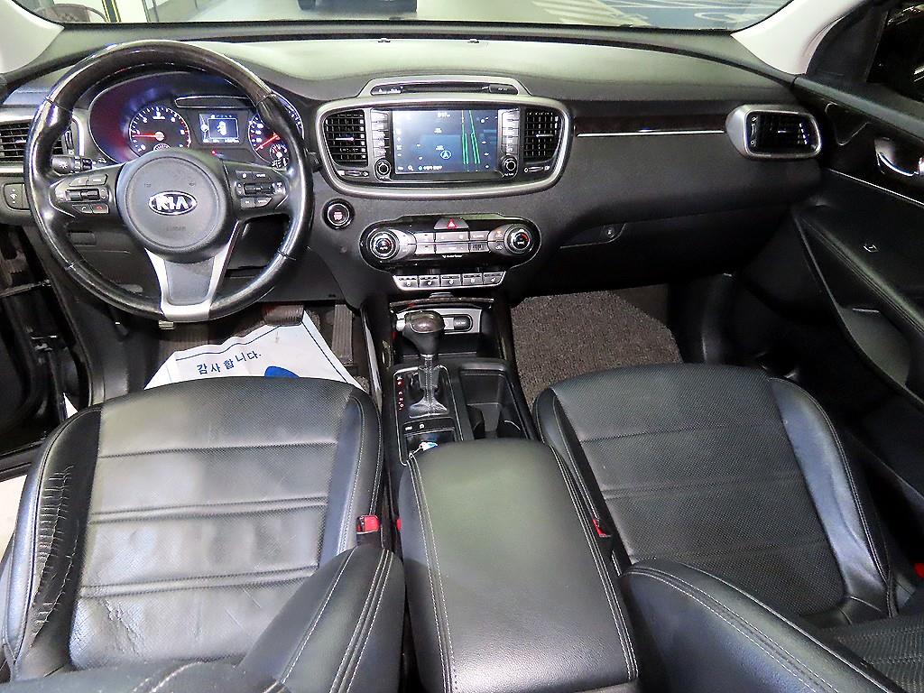 KIA Sorento - Vista 10
