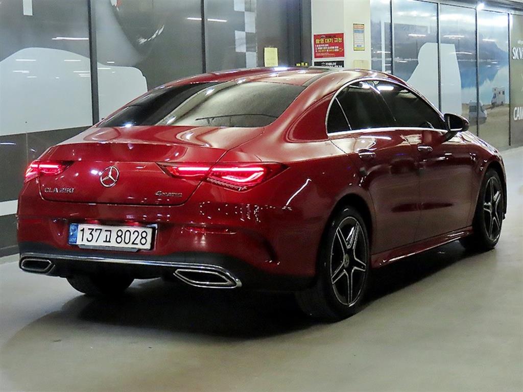 Mercedes Benz CLA Class - Vista 4