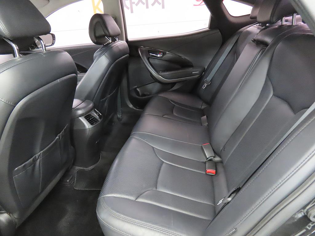 HYUNDAI Grandeur - Vista 6